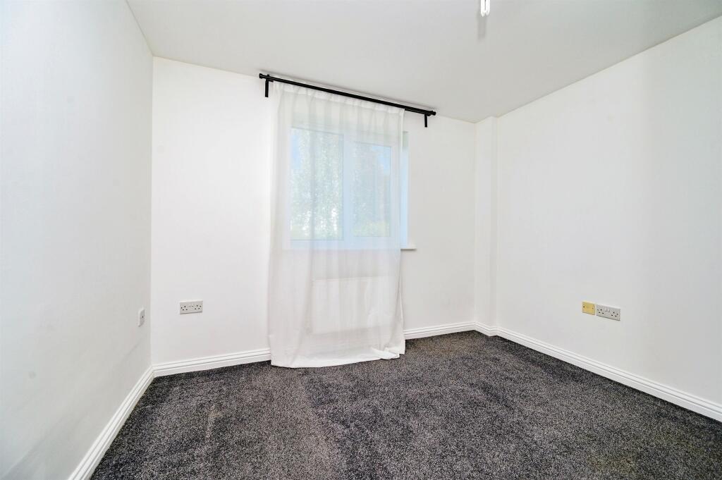Additional property image - Kennedy Close, London Colney, St. Albans