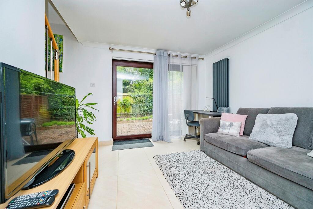 Additional property image - Harvesters, St. Albans