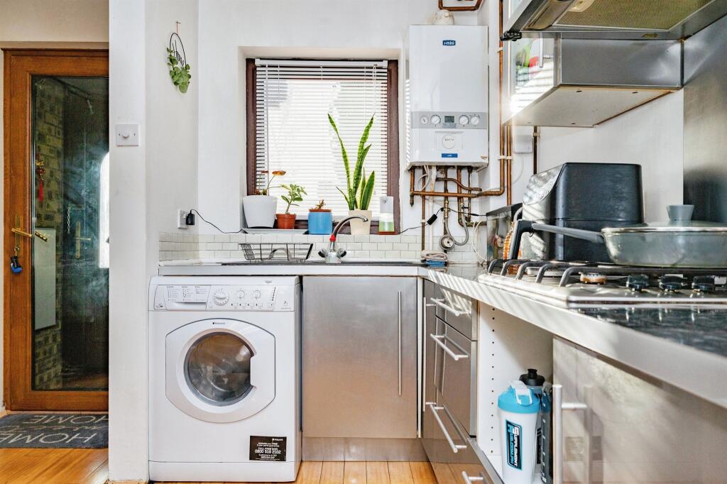 Additional property image - Jasmine Gardens, Hatfield