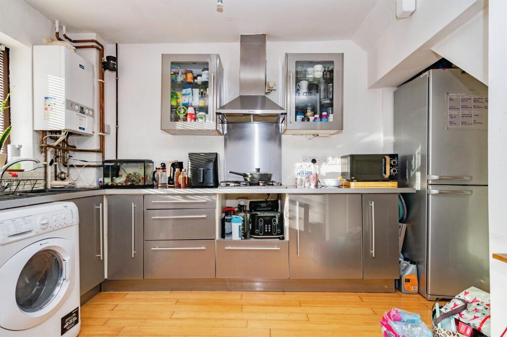 Additional property image - Jasmine Gardens, Hatfield