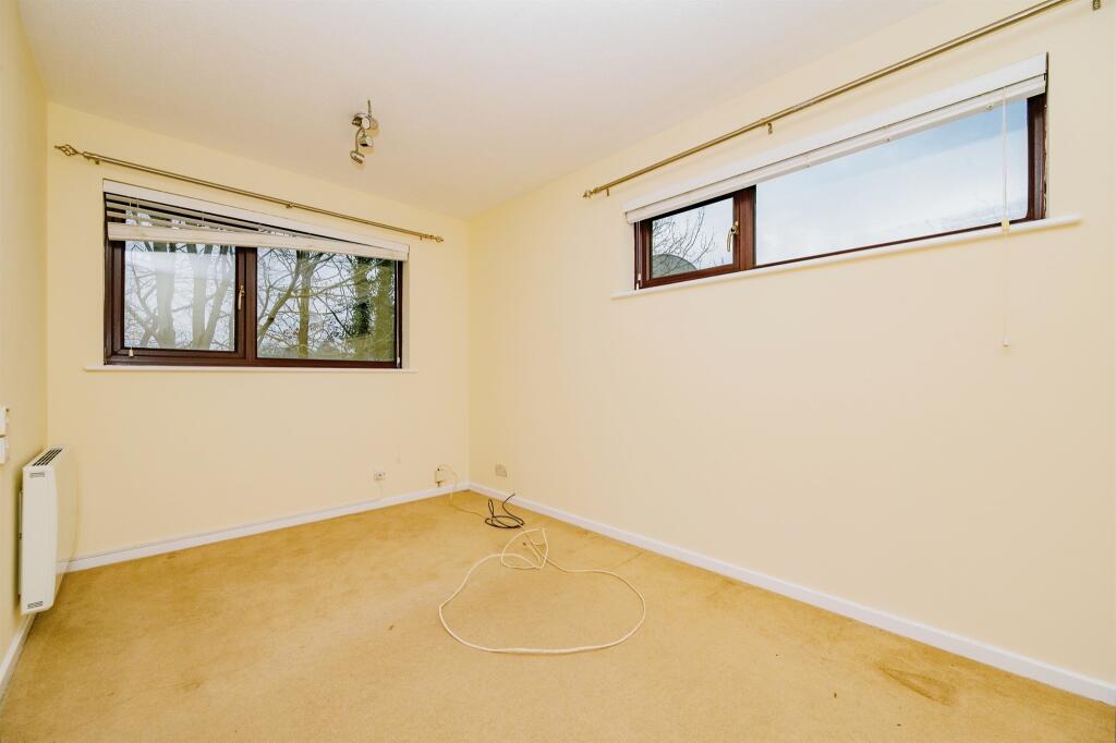 Additional property image - Field Close, Sandridge, St. Albans
