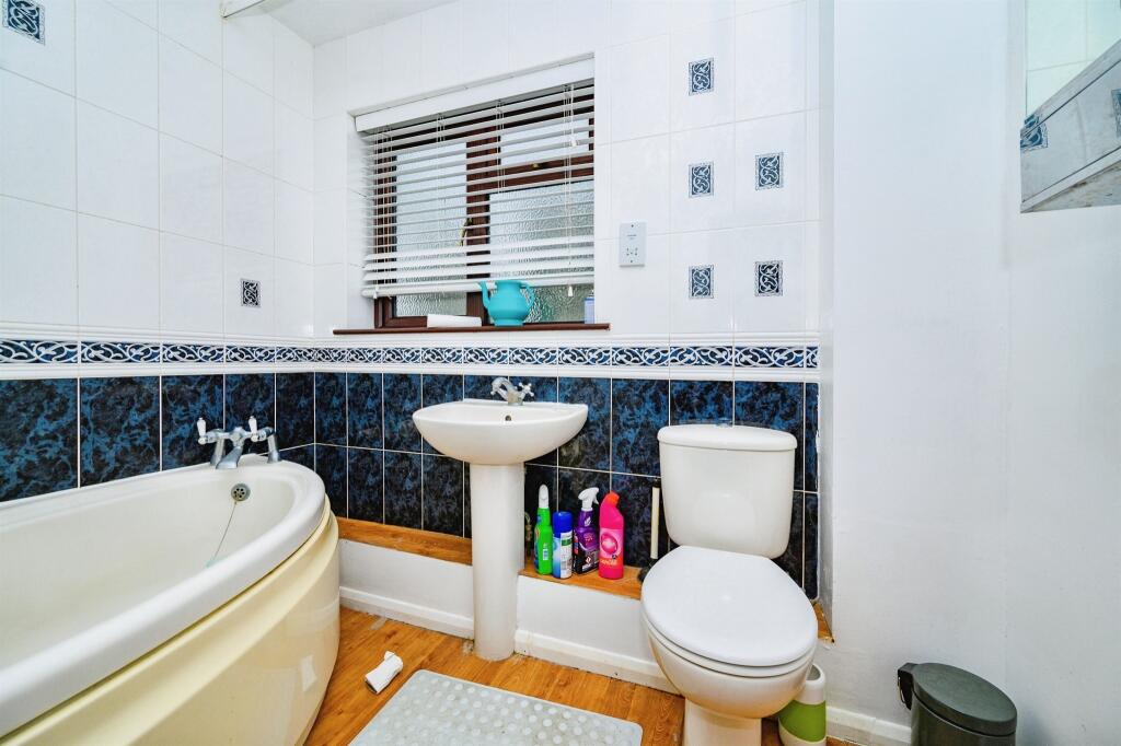 Additional property image - Field Close, Sandridge, St. Albans