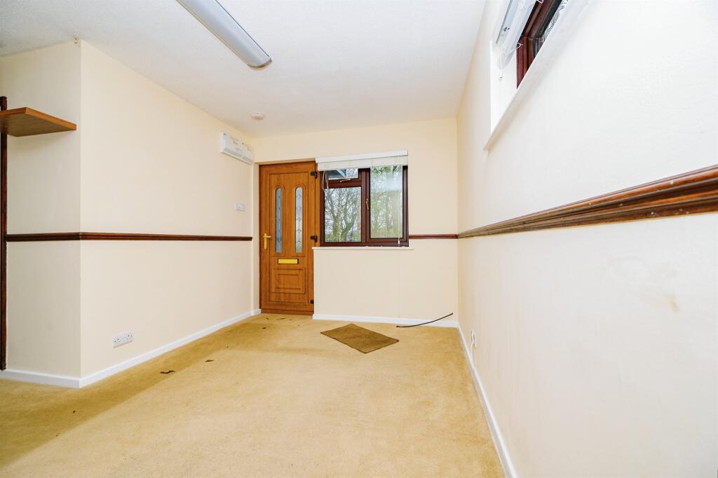 Additional property image - Field Close, Sandridge, St. Albans