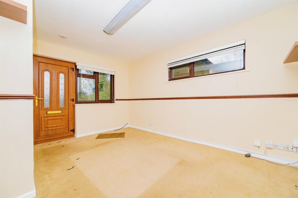Additional property image - Field Close, Sandridge, St. Albans