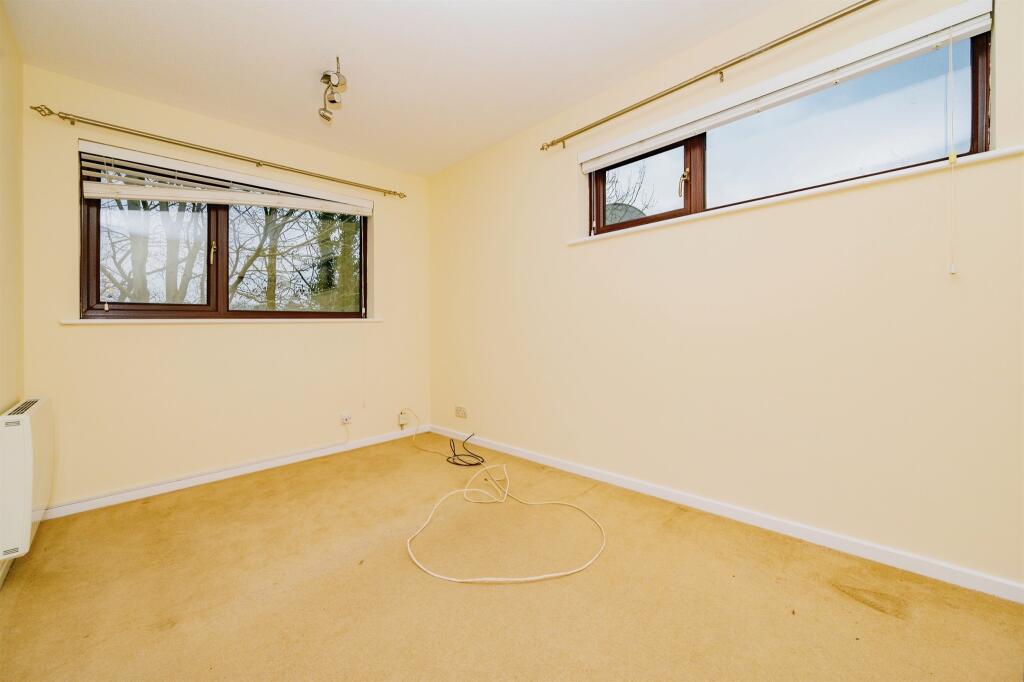 Additional property image - Field Close, Sandridge, St. Albans