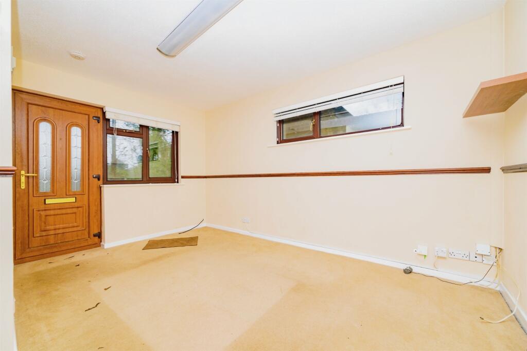 Additional property image - Field Close, Sandridge, St. Albans
