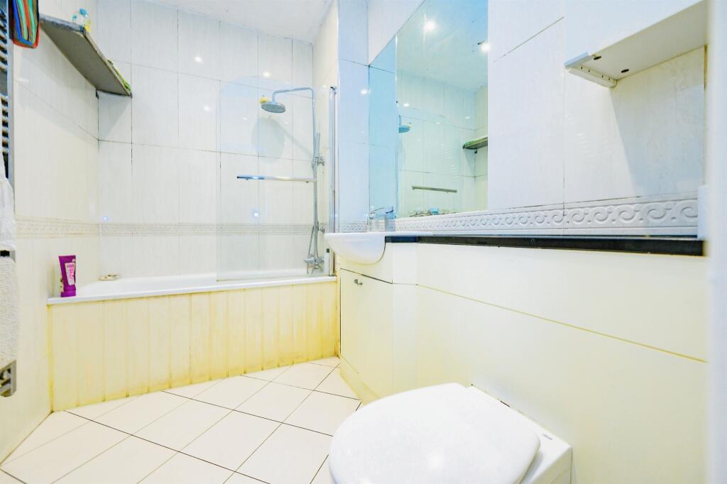 Additional property image - Highfield Lane, Tyttenhanger, St. Albans