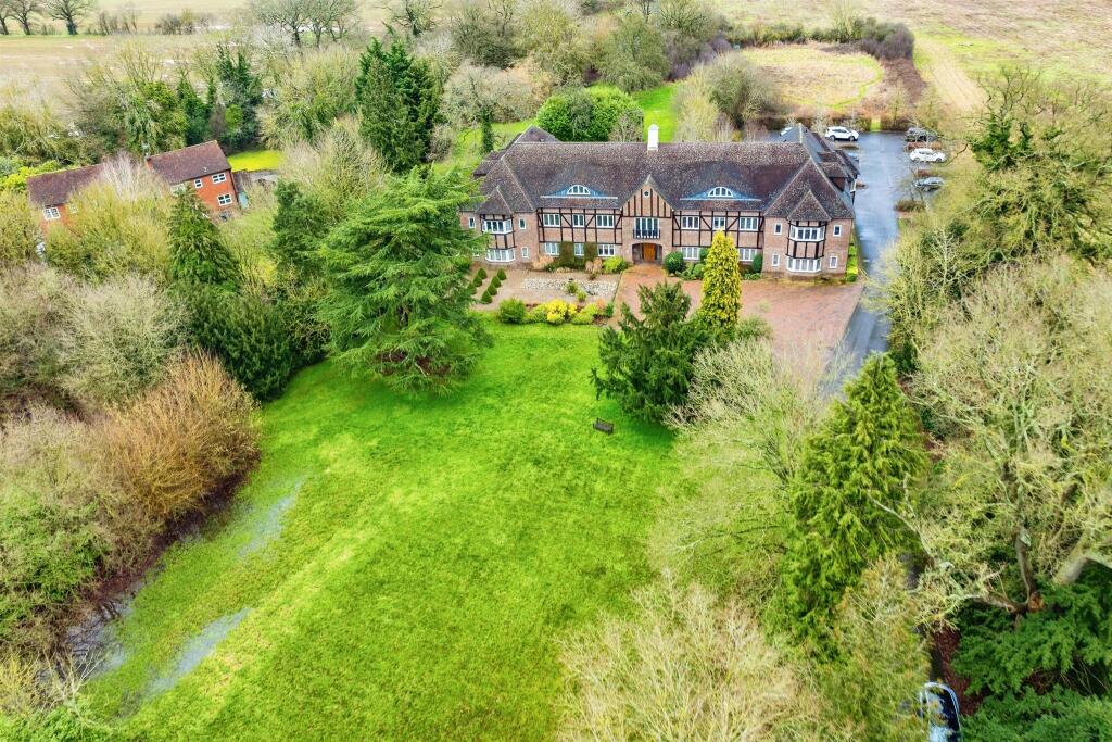 Additional property image - Highfield Lane, Tyttenhanger, St. Albans