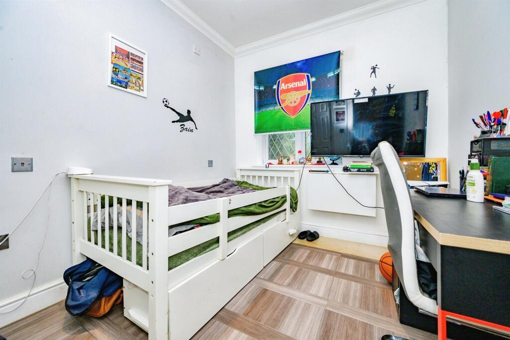 Additional property image - Highfield Lane, Tyttenhanger, St. Albans