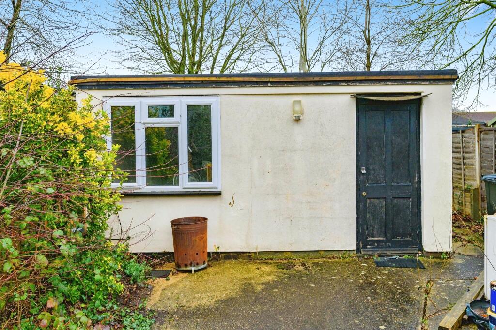 Additional property image - Astwick Avenue, Hatfield