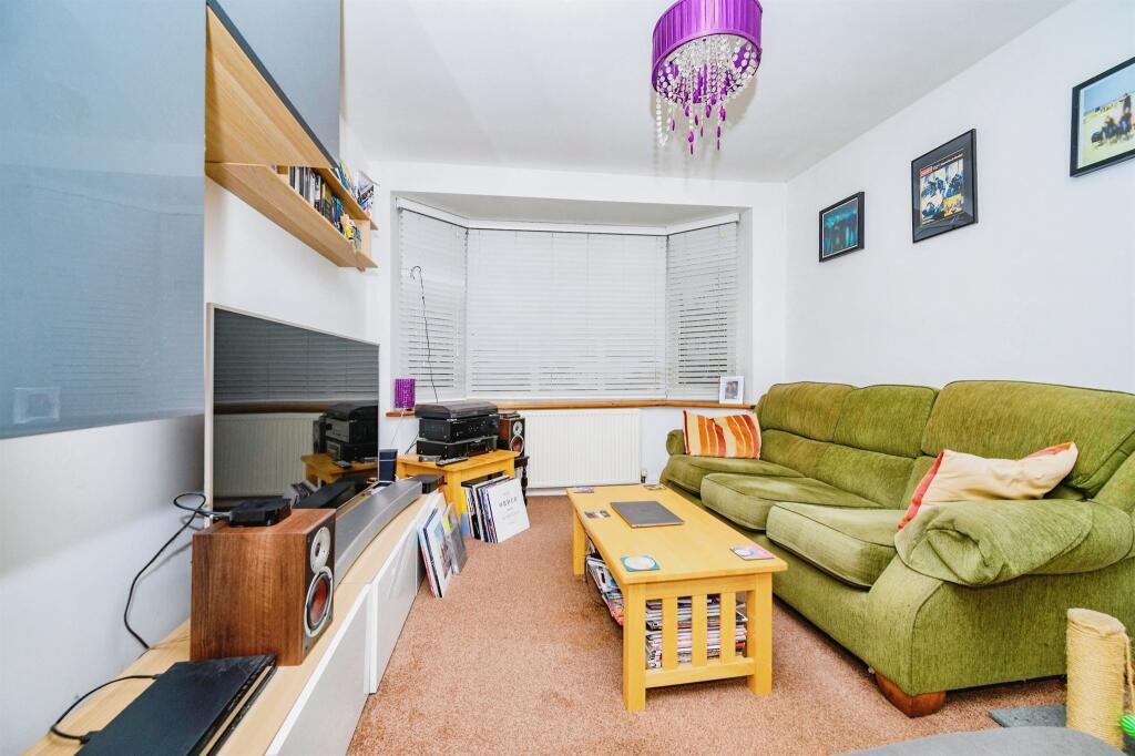 Additional property image - Astwick Avenue, Hatfield