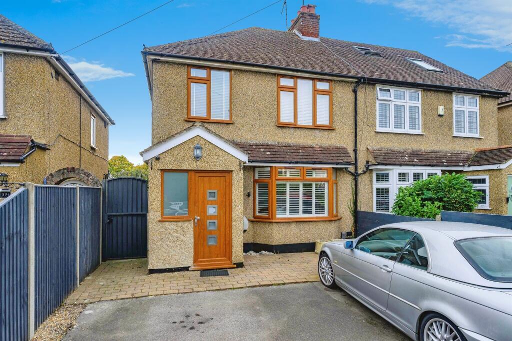 Main image of property: Park Street Lane, Park Street, St. Albans