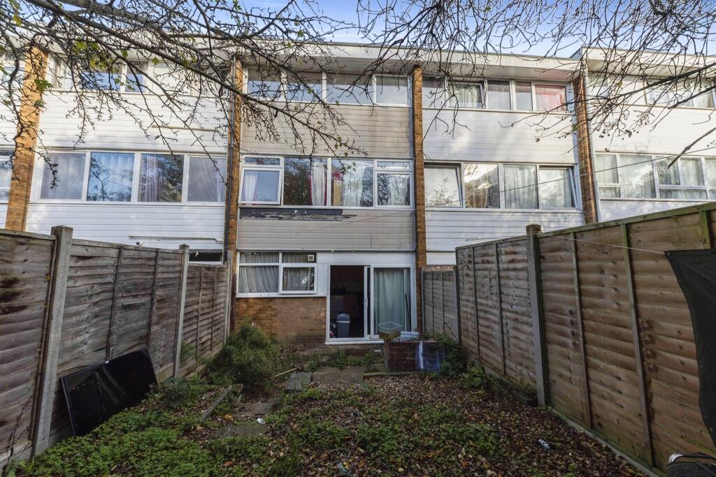 Main image of property: Wood Close, Hatfield
