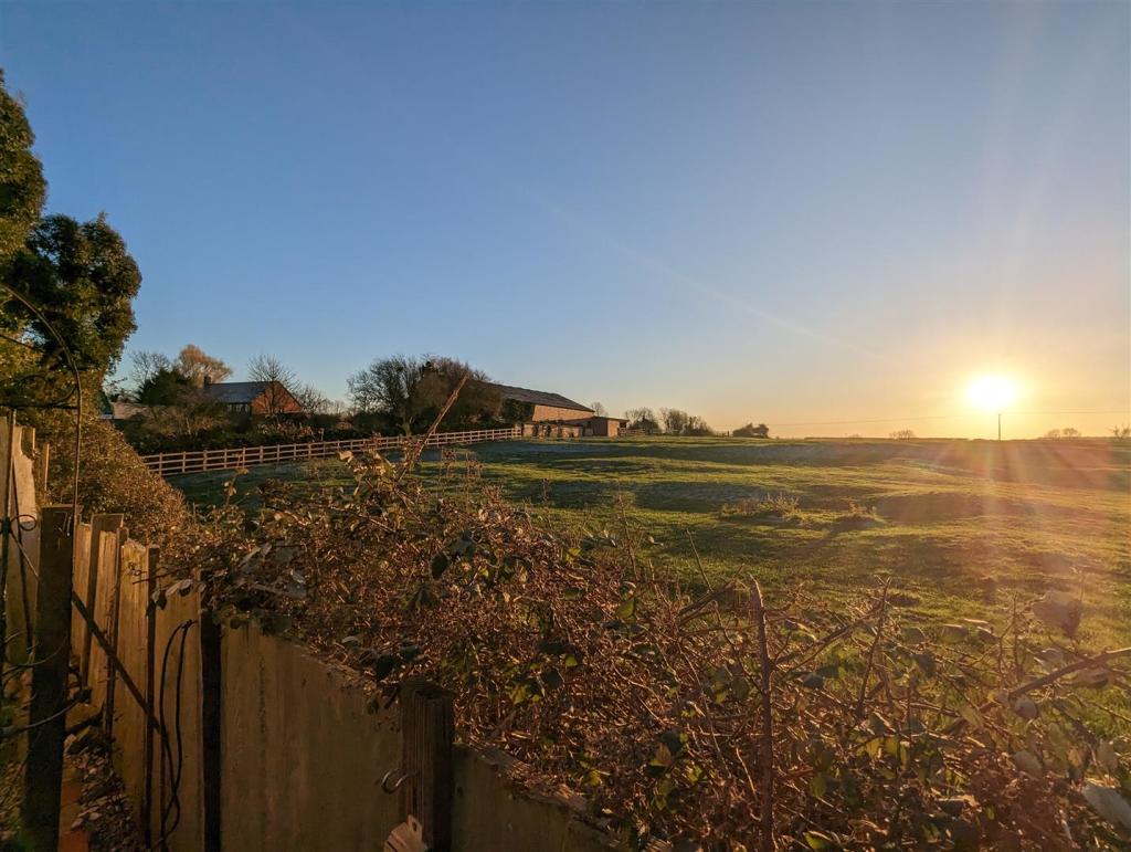 3 bedroom semidetached house for sale in Pebble Yard, Great Dalby, Melton Mowbray, LE14