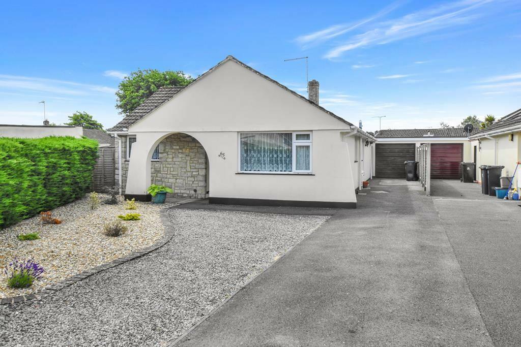 3 bedroom detached bungalow for sale in Uplands Road, West Moors, BH22