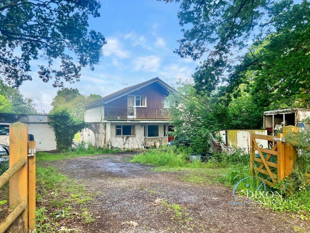 4 bedroom detached house for sale in Mannington, Wimborne, BH21