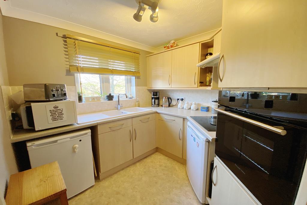 Additional property image - Flat 22, Pinewood Court, West Moors, Ferndown, Dorset