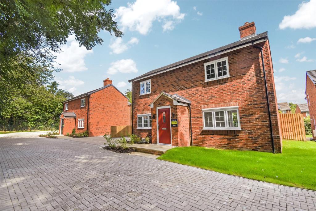 3 bedroom detached house for sale in Stoke Road, Newton Longville, MK17