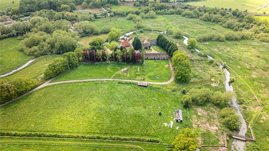 Main image of property: Taylors Ride, Leighton Buzzard