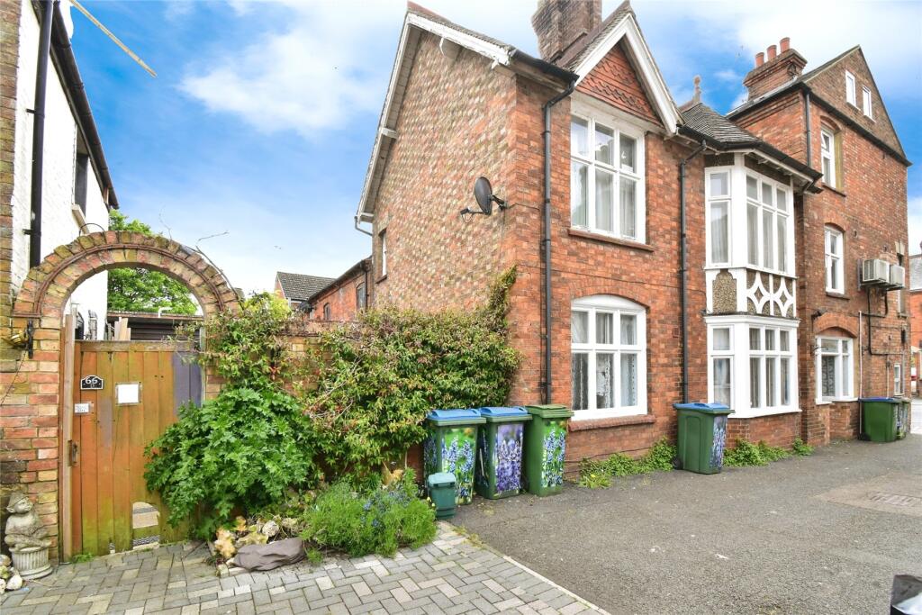 Main image of property: High Street, Winslow