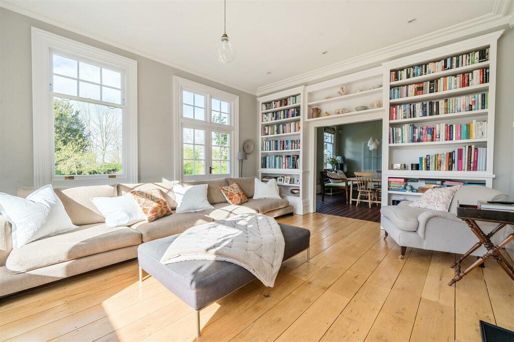 Additional property image - How Lane, Chipstead