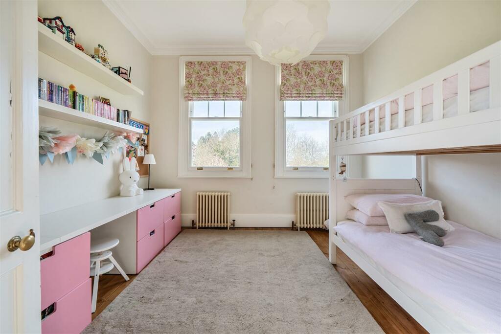 Additional property image - How Lane, Chipstead