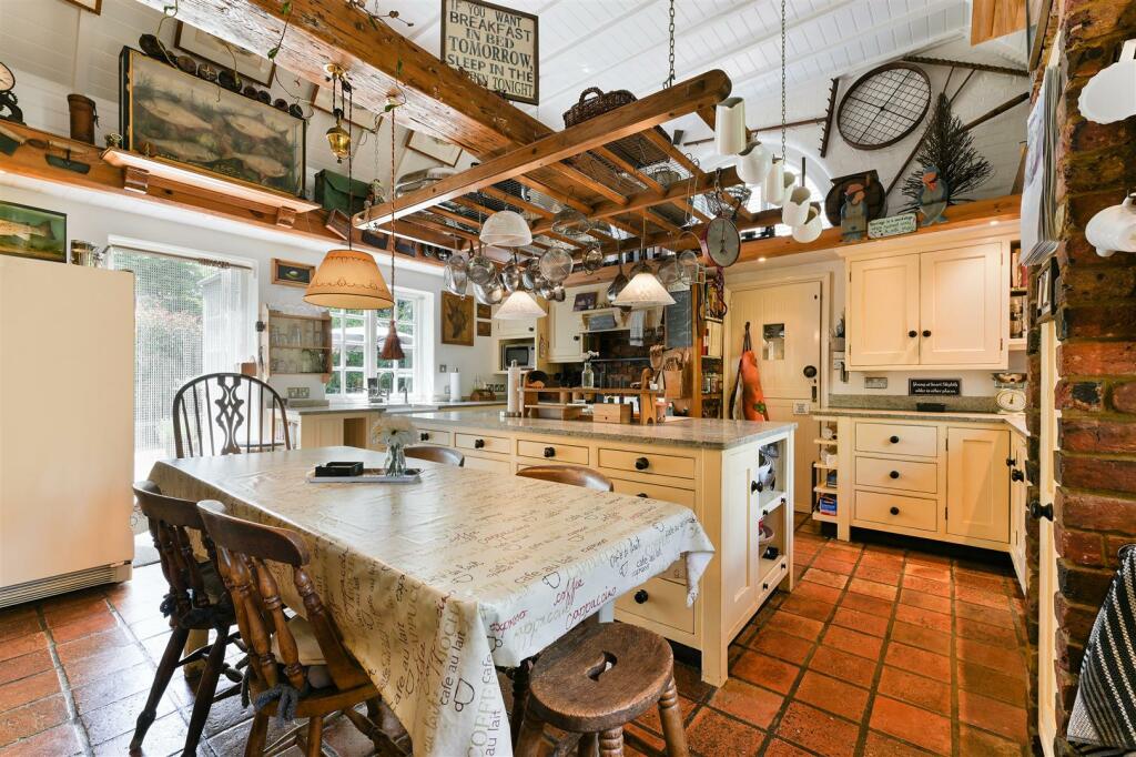 Additional property image - High Road, Chipstead