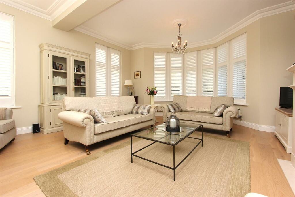 Additional property image - Upper Lodge Way, Coulsdon