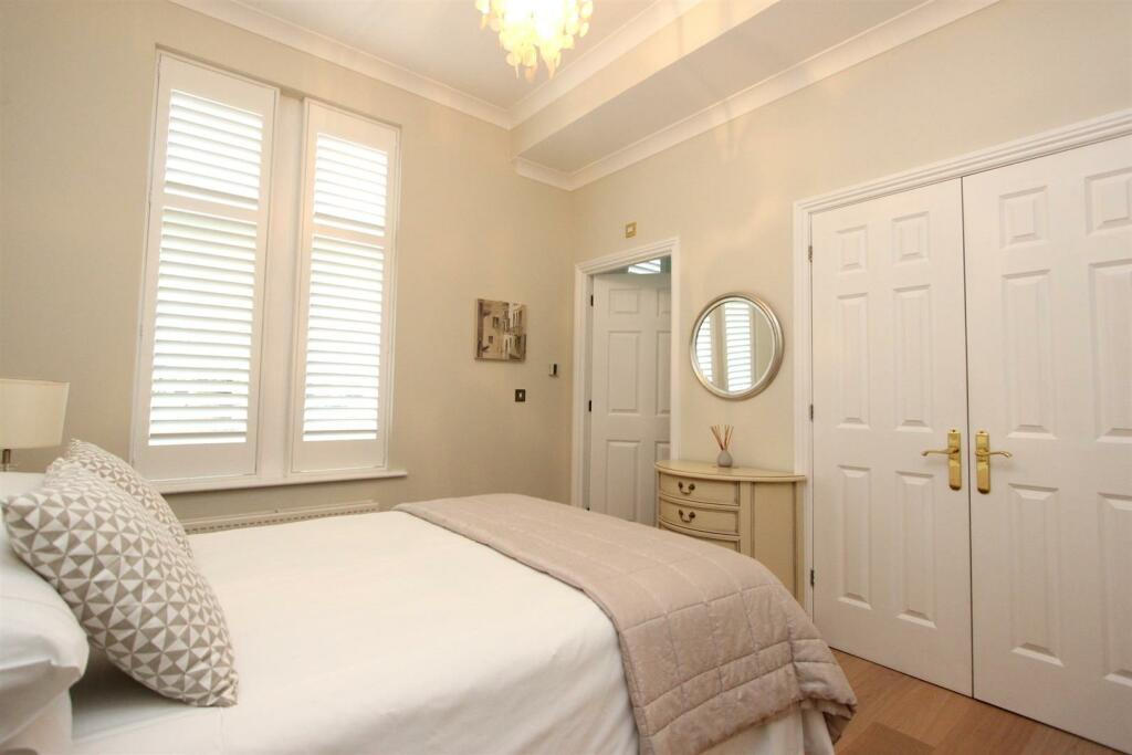Additional property image - Upper Lodge Way, Coulsdon