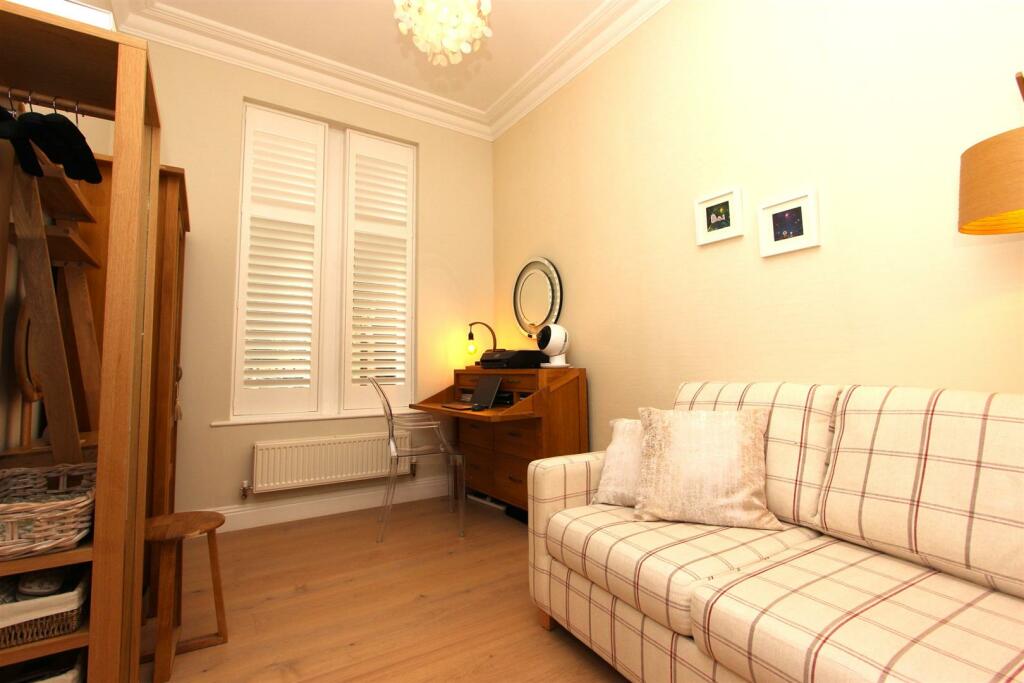 Additional property image - Upper Lodge Way, Coulsdon