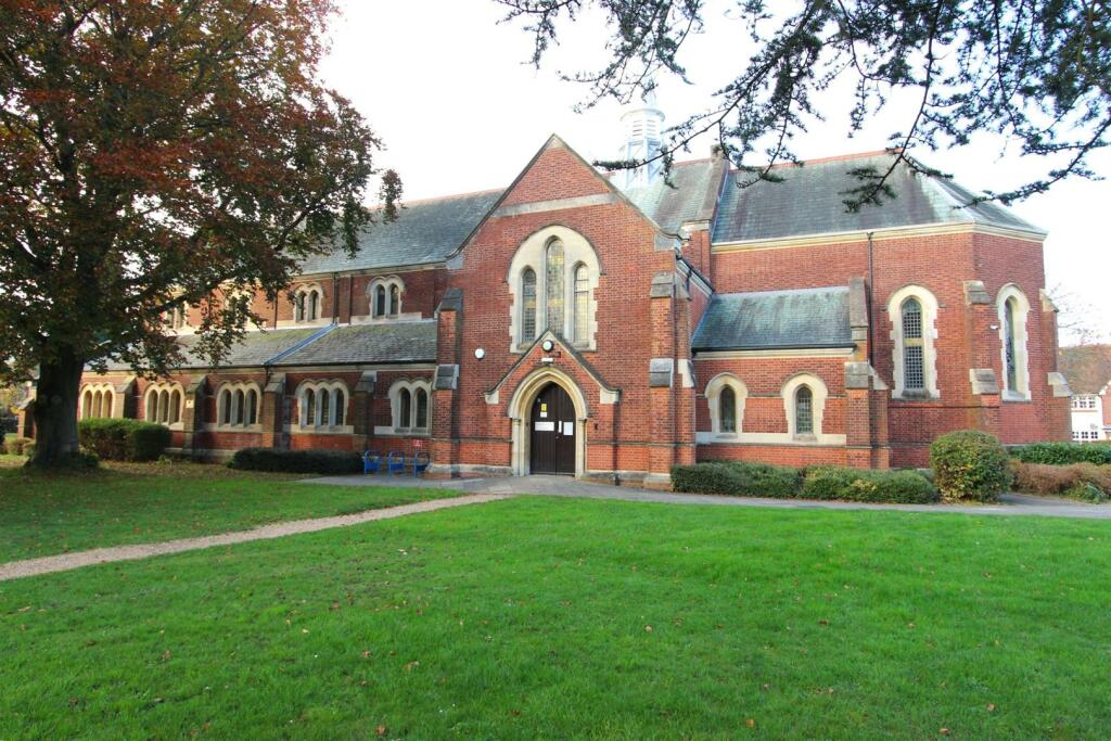 Additional property image - Upper Lodge Way, Coulsdon