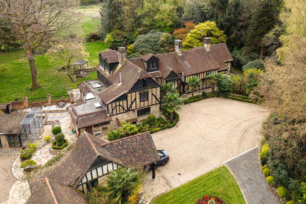 Main image of property: High Road, Chipstead
