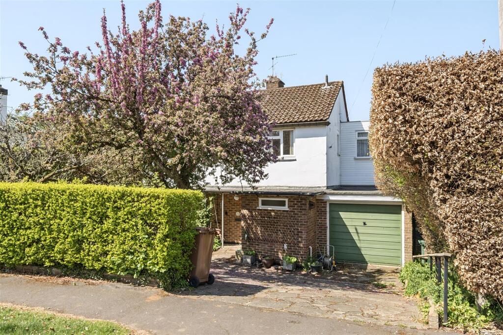 Main image of property: Stagbury Avenue, Chipstead, Coulsdon