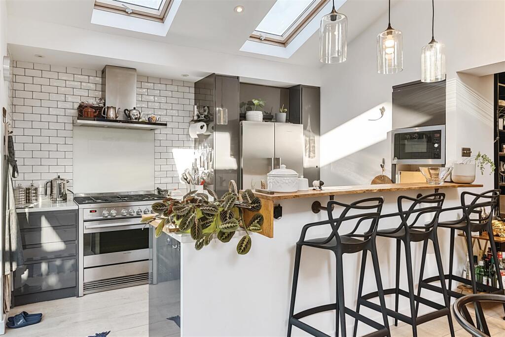 Additional property image - High Road, Chipstead