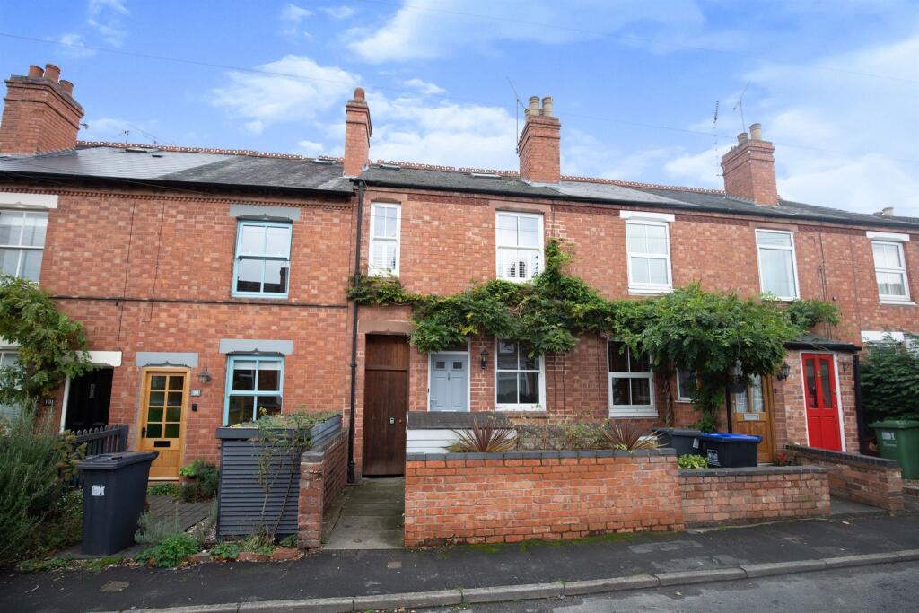 Main image of property: Henry Street, Kenilworth