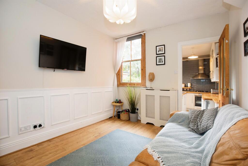 Additional property image - Henry Street, Kenilworth