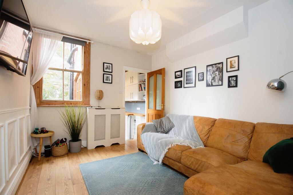 Additional property image - Henry Street, Kenilworth