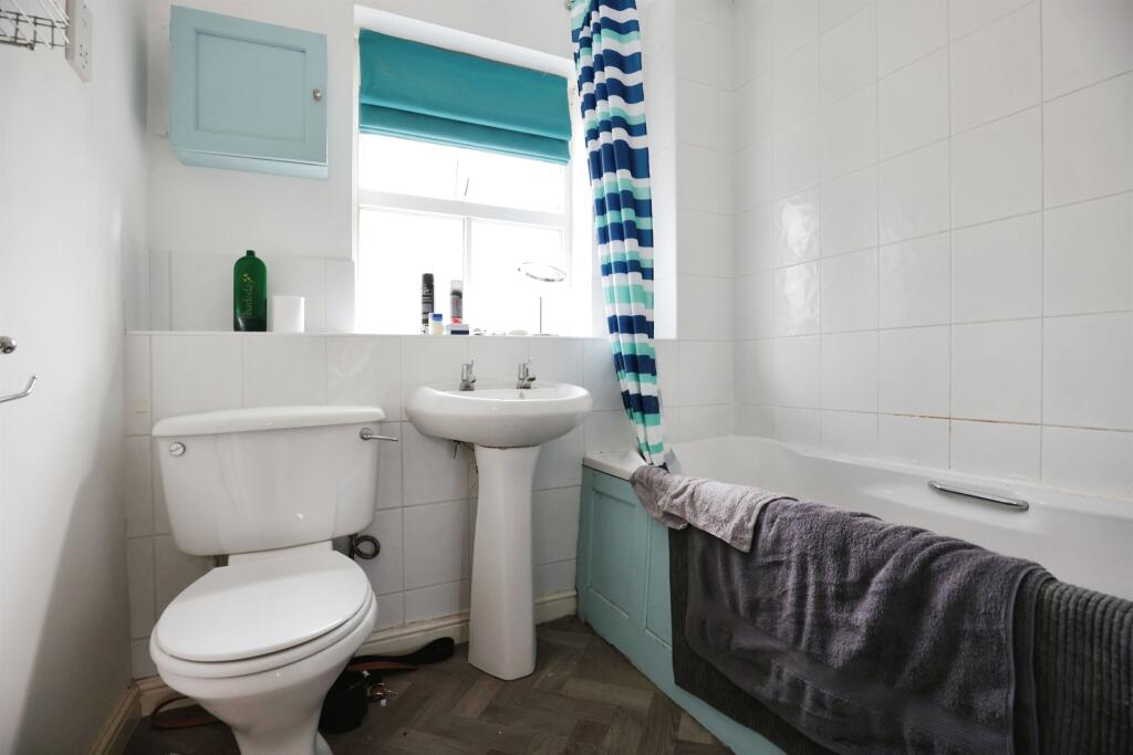 Additional property image - Swift Close, Kenilworth