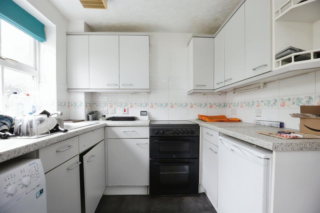 Additional property image - Swift Close, Kenilworth