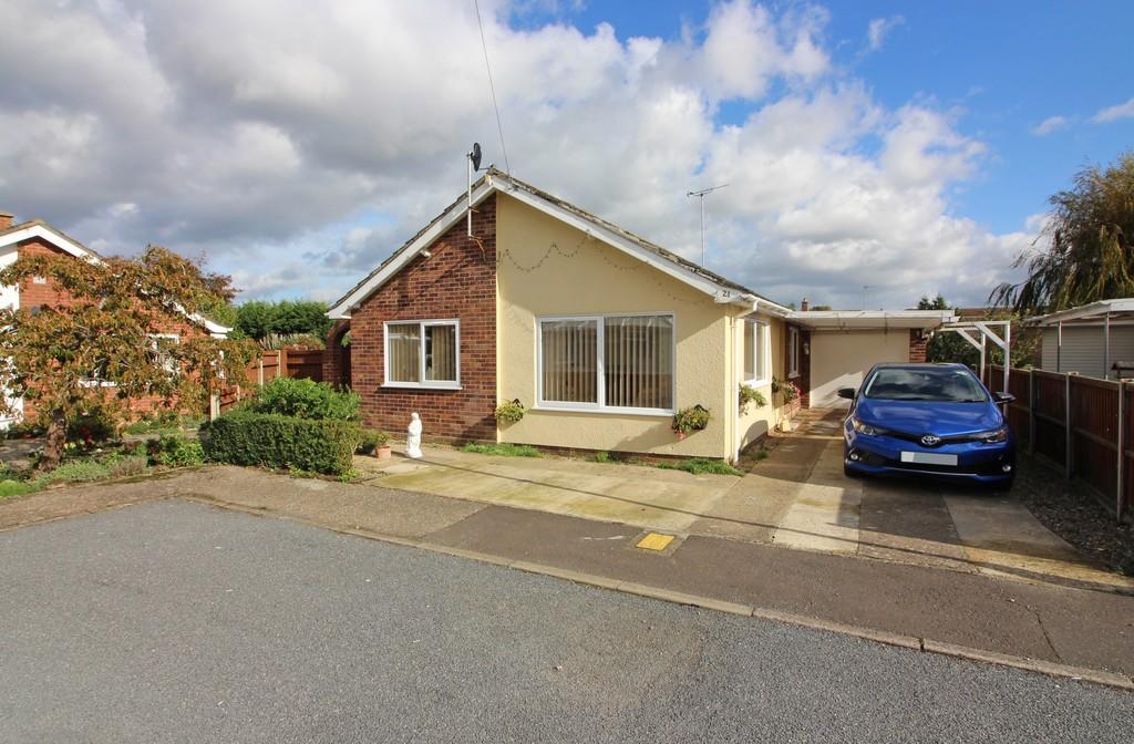 3 bedroom detached bungalow for sale in Williams Way, North Walsham, NR28