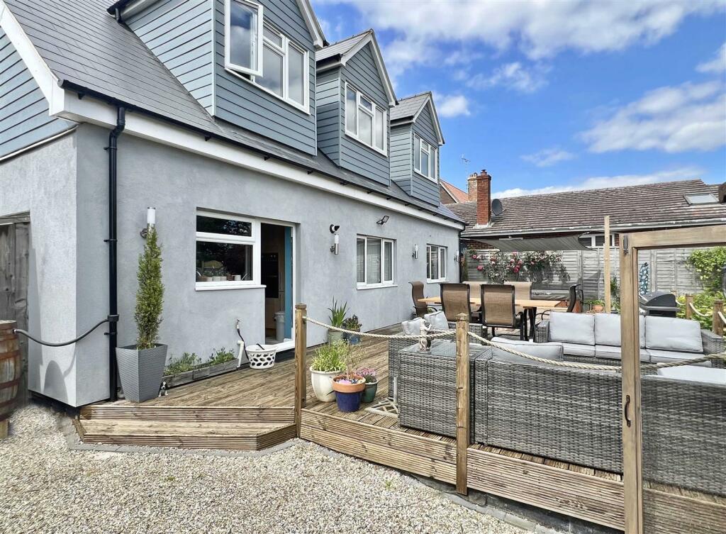 Additional property image - London Road, Black Notley