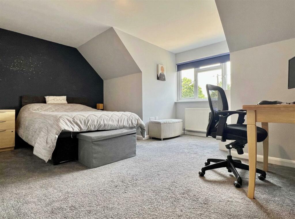 Additional property image - London Road, Black Notley