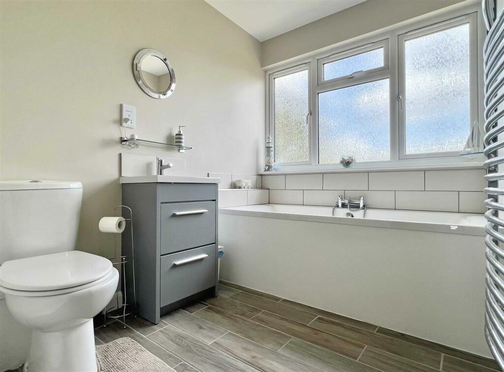 Additional property image - London Road, Black Notley
