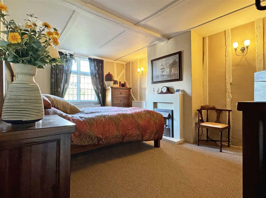 Additional property image - Gransmore Green, Felsted, Dunmow