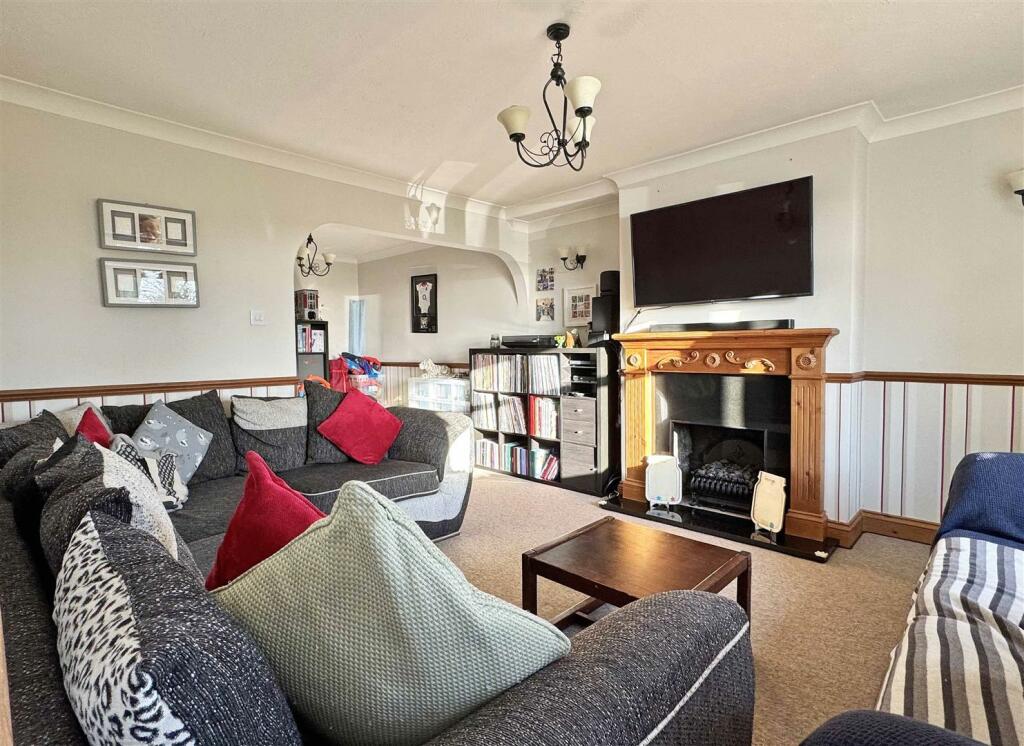 Additional property image - Ranks Green, Fairstead, Chelmsford