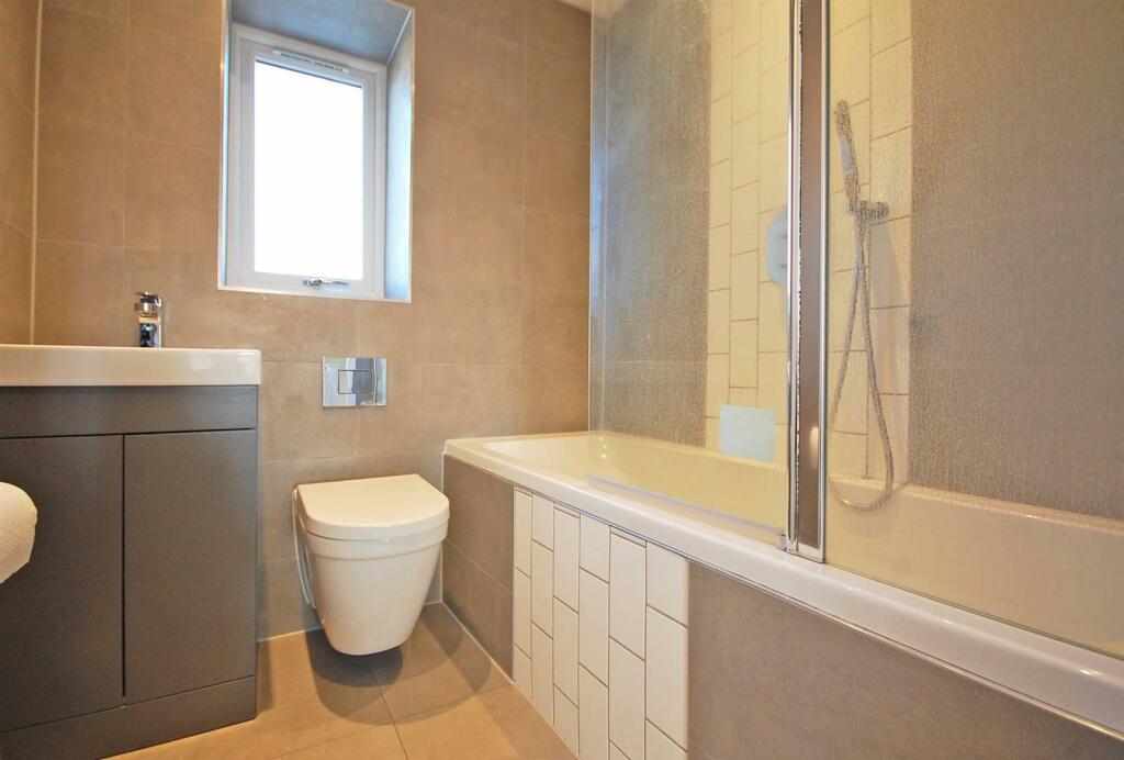 Additional property image - Pochard Way, Great Notley, Braintree