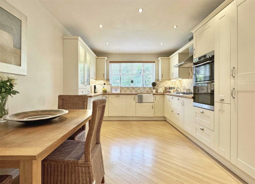 Additional property image - Hidcote Way, Great Notley, Braintree