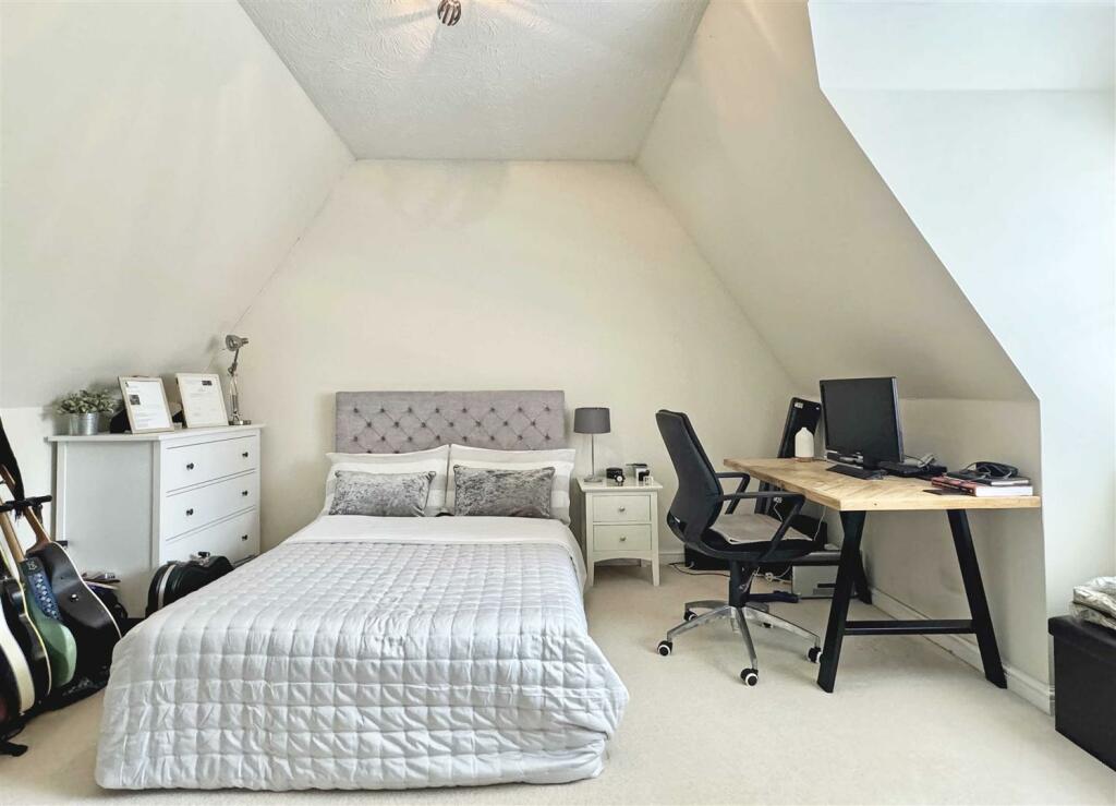 Additional property image - Hidcote Way, Great Notley, Braintree