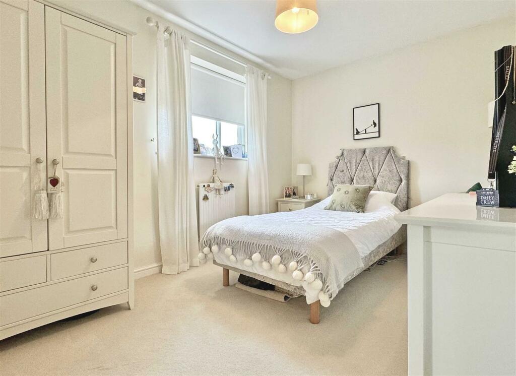 Additional property image - Hidcote Way, Great Notley, Braintree