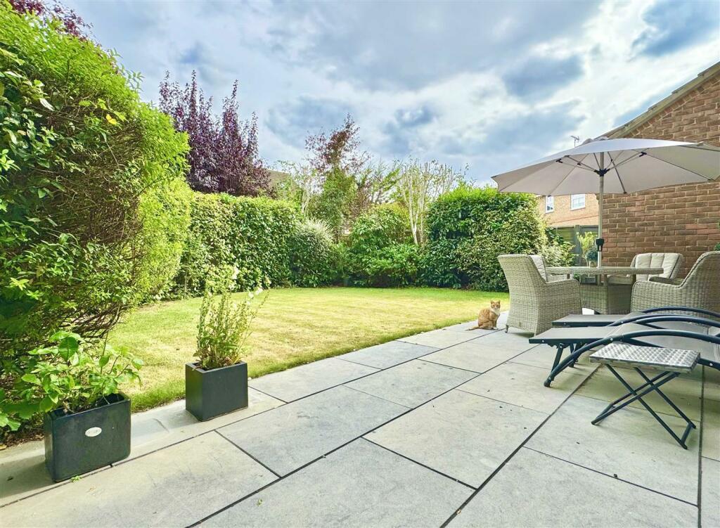 Additional property image - Hidcote Way, Great Notley, Braintree
